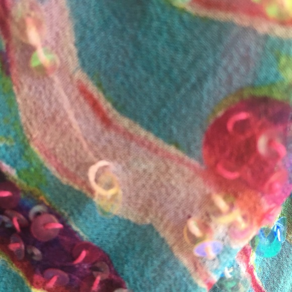 Top - Picture 7 of 8